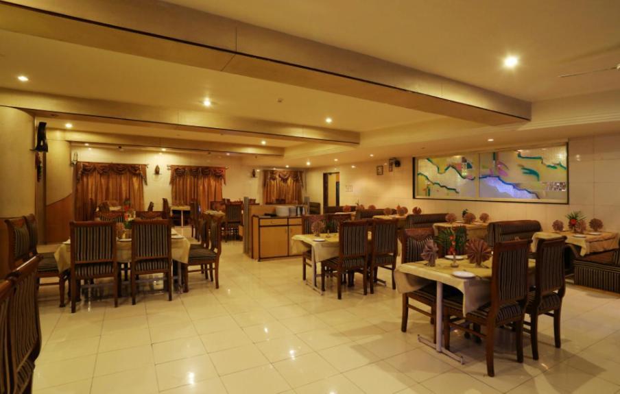 Hotel Atithi, Aurangabad Eksteriør bilde