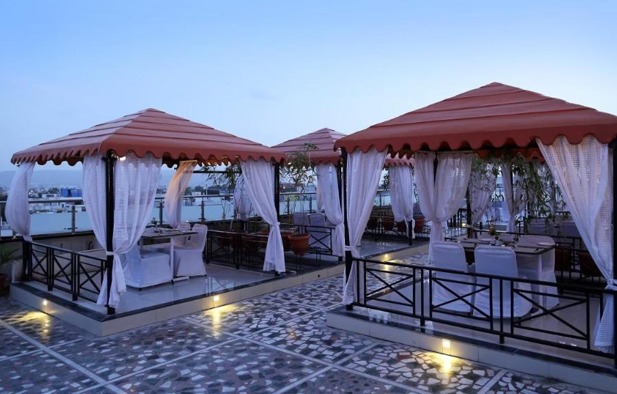 Hotel Atithi, Aurangabad Eksteriør bilde