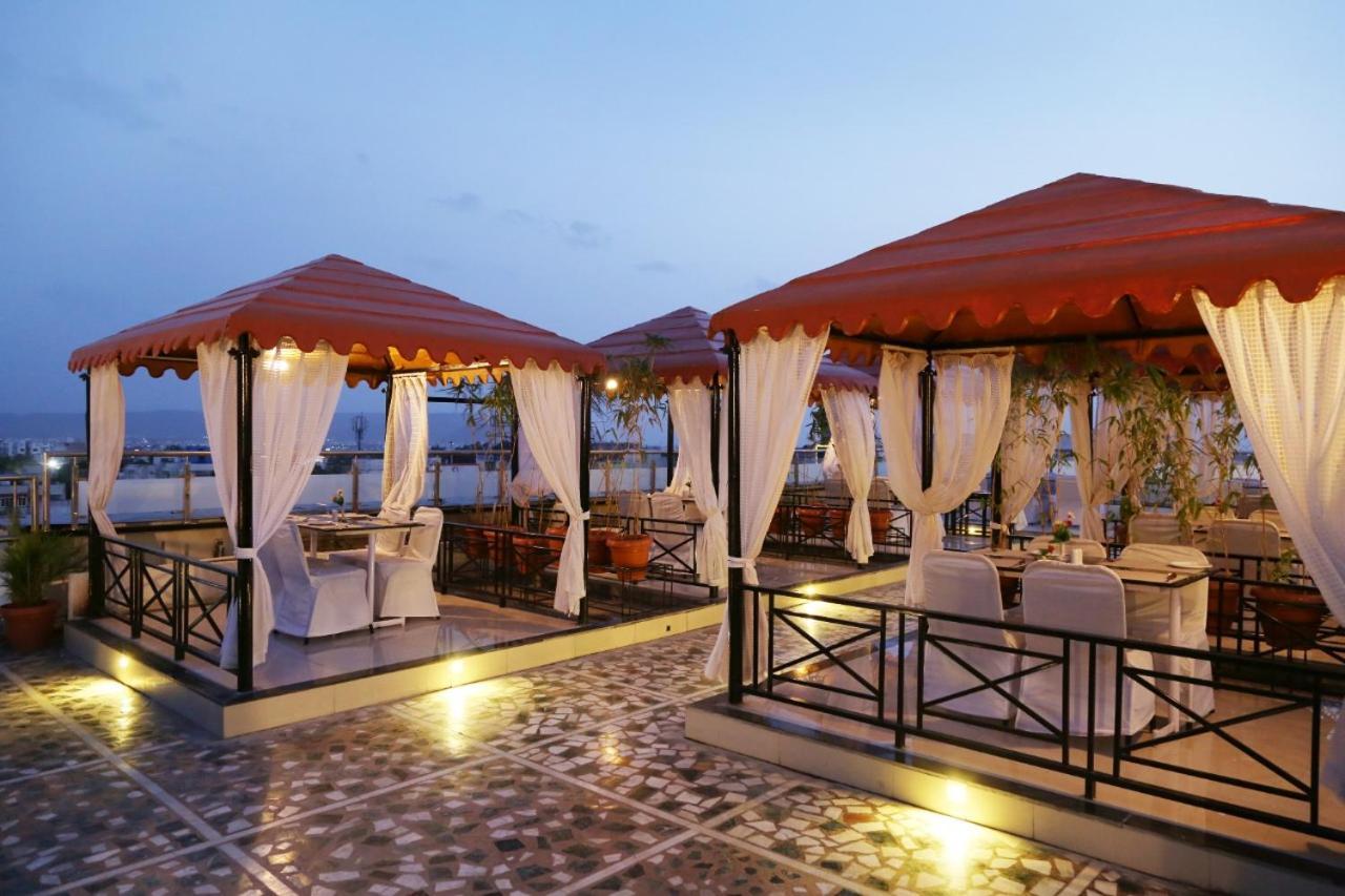 Hotel Atithi, Aurangabad Eksteriør bilde