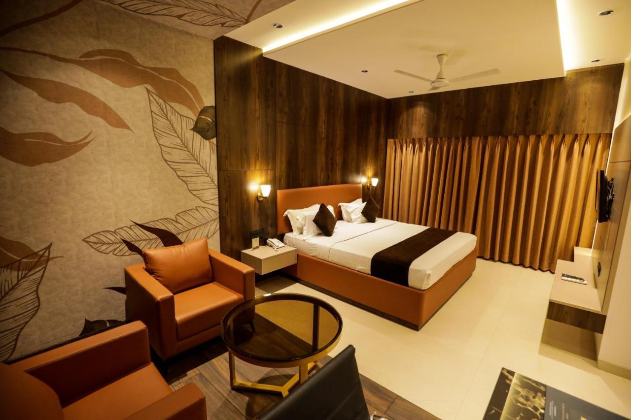 Hotel Atithi, Aurangabad Eksteriør bilde
