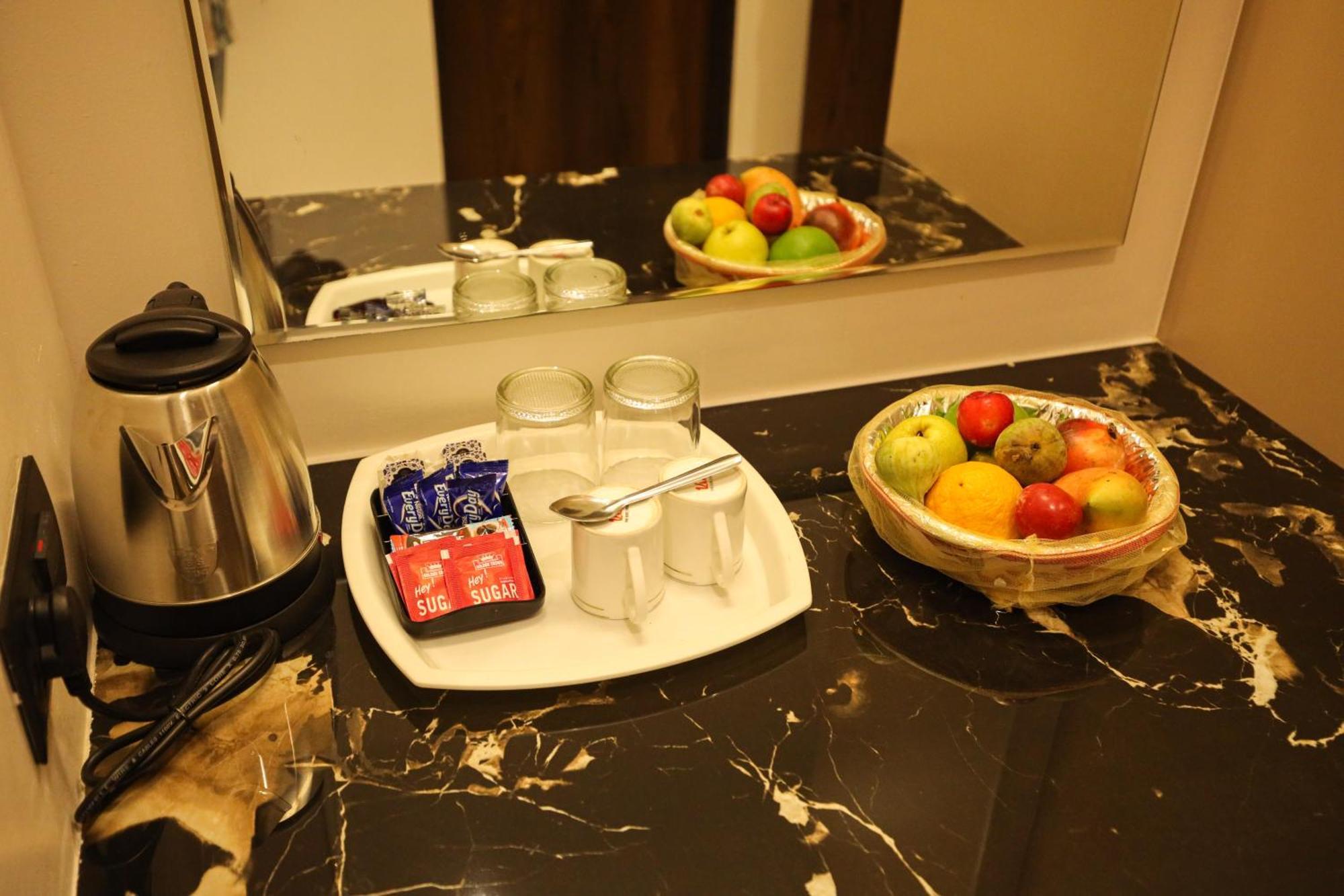 Hotel Atithi, Aurangabad Eksteriør bilde
