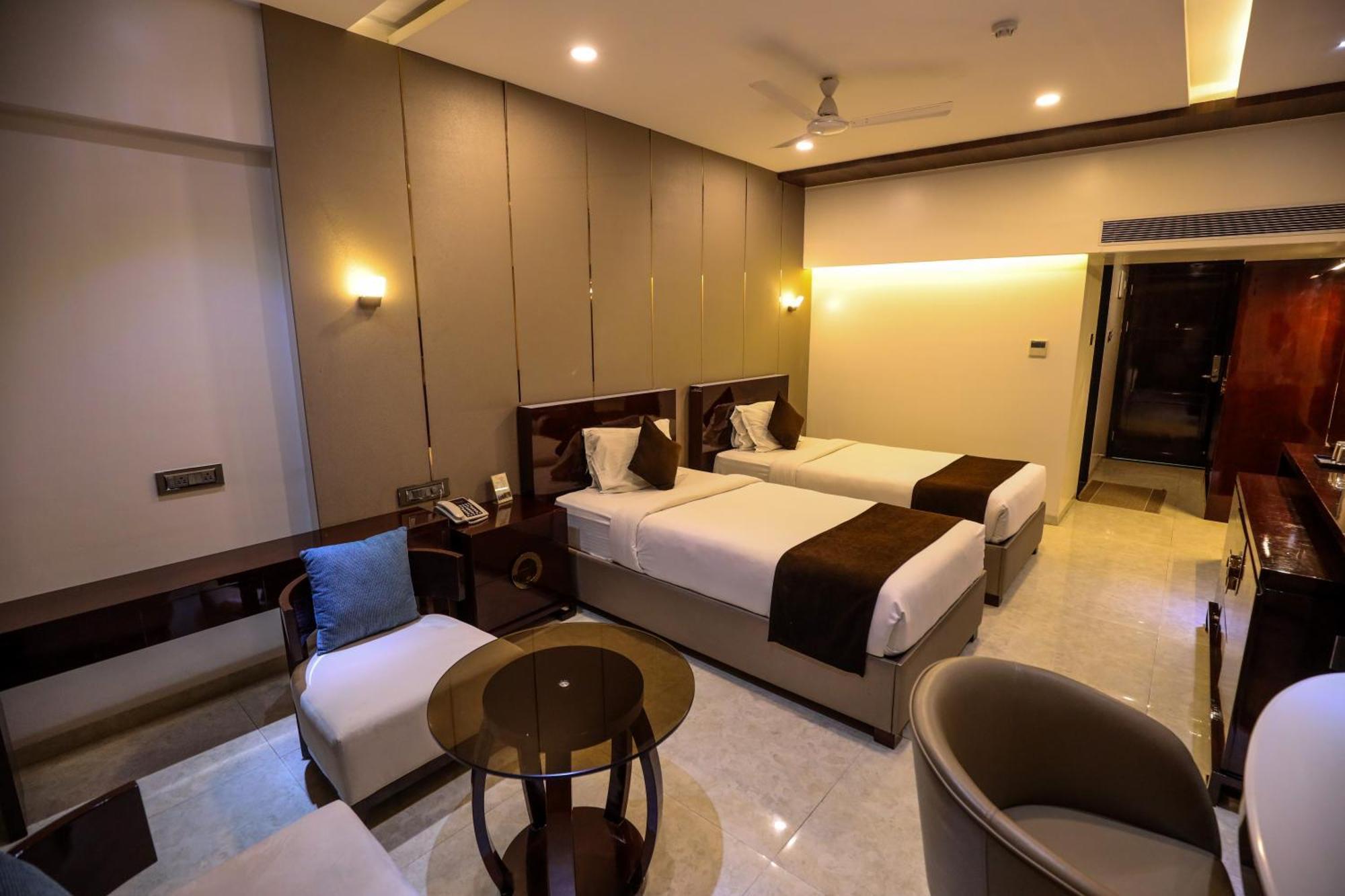 Hotel Atithi, Aurangabad Eksteriør bilde