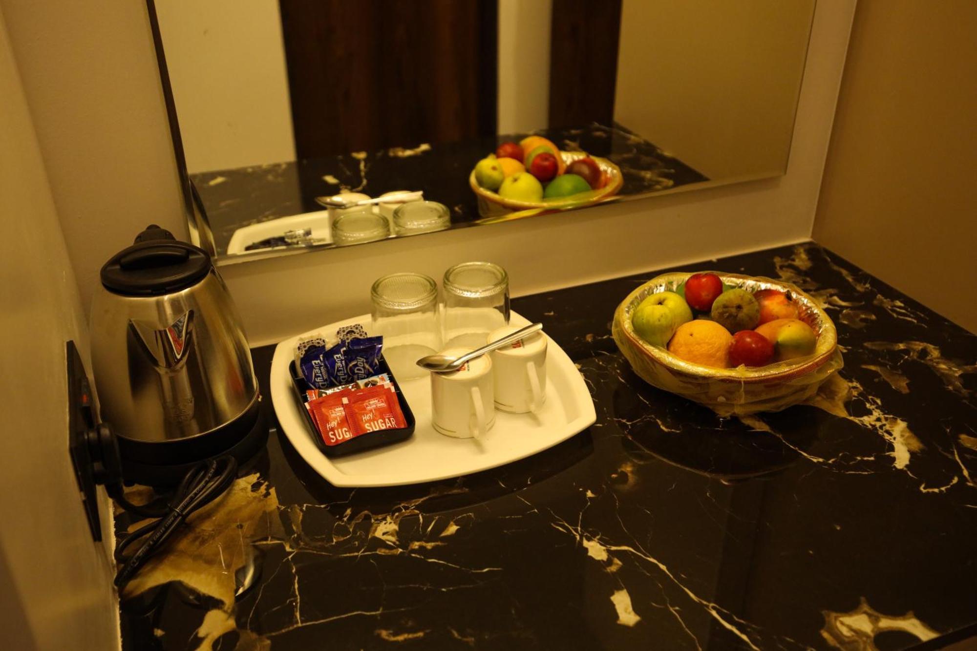 Hotel Atithi, Aurangabad Eksteriør bilde